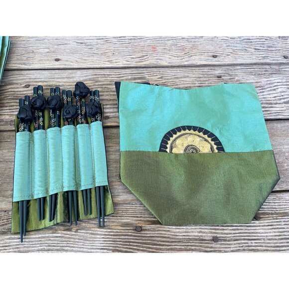 Vintage 1970s Asian Silk Place Mats With Chopsticks and Holder NOS - Picture 11 of 16